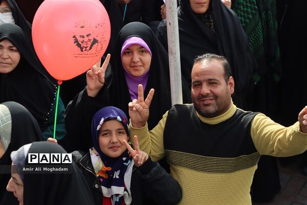 راهپیمایی 22 بهمن در مشهد