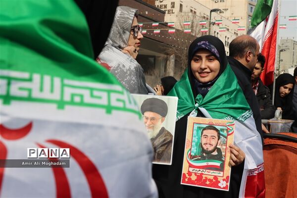 راهپیمایی 22 بهمن در مشهد