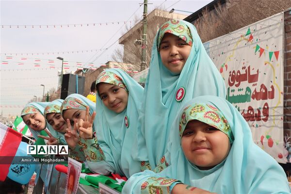 راهپیمایی 22 بهمن در مشهد