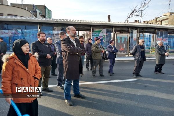 یوم الله ۲۲ بهمن، بیعت با رهبری