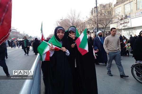 راهپیمایی ۲۲ بهمن در مشهد