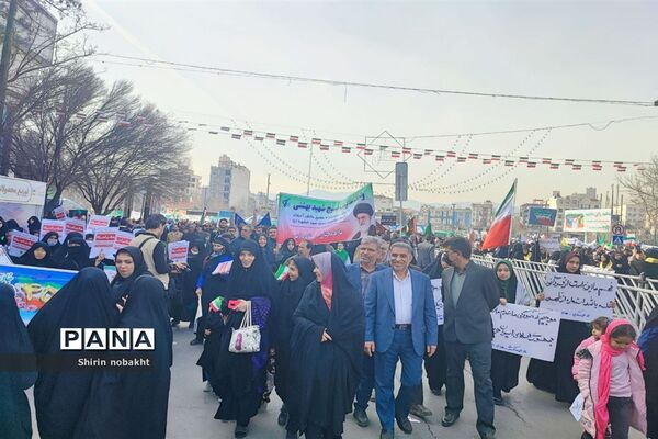 راهپیمایی ۲۲ بهمن در مشهد