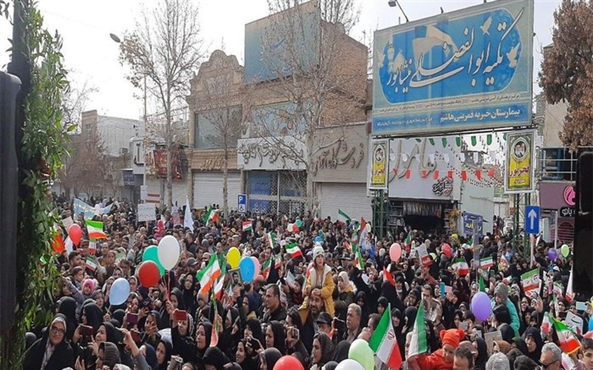 مردم با حضور حداکثری در راهپیمایی ۲۲ بهمن  نشان دادند که پای این نظام و انقلابشان هستند