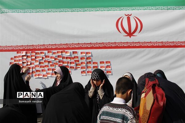 راهپیمایی ۲۲ بهمن در مشهد