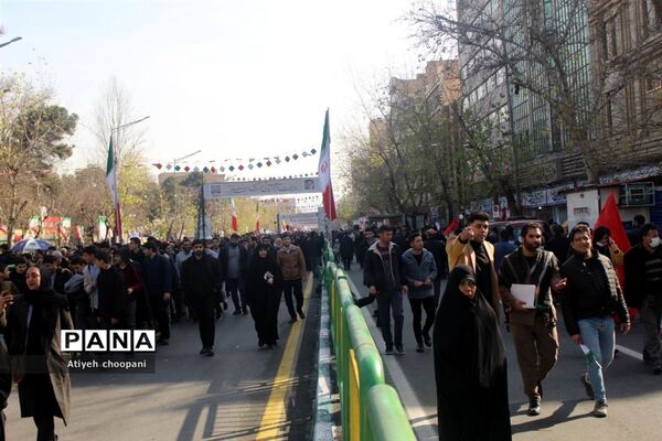 برپایی غرفه سازمان دانش‌آموزی شهر تهران