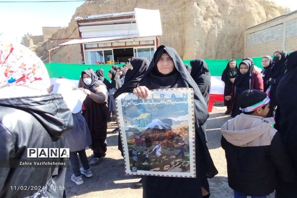 راهپیمایی  یوم الله ۲۲ بهمن در شهر لوجلی شهرستان شیروان