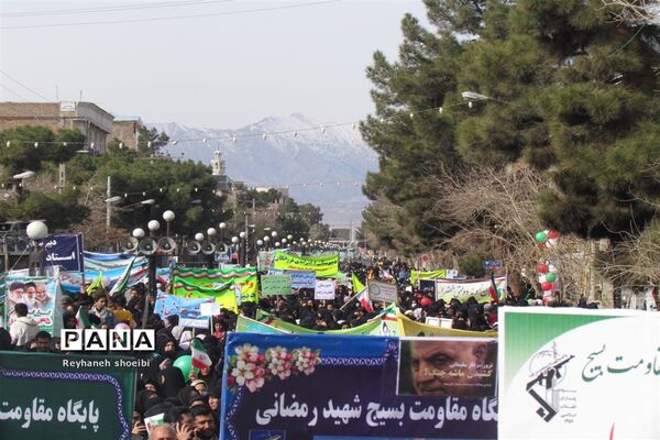 حضور پرشور مردم  تربت جام در راهپیمایی۲۲بهمن