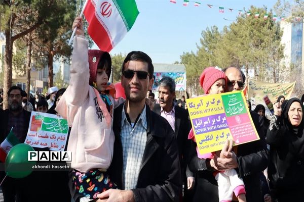 راهپیمائی یوم الله ۲۲ بهمن در  میبد