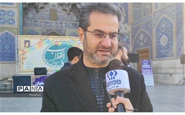 راهپیمایی ۲۲ بهمن در میدان امام (ره) اصفهان/فیلم