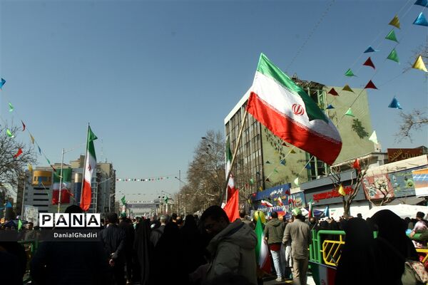 راهپیمایی ۲۲ بهمن در تهران