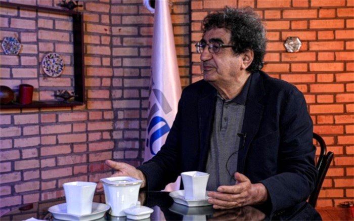 لازم است از رسانه‌ها سلیقه‌زدایی کنیم