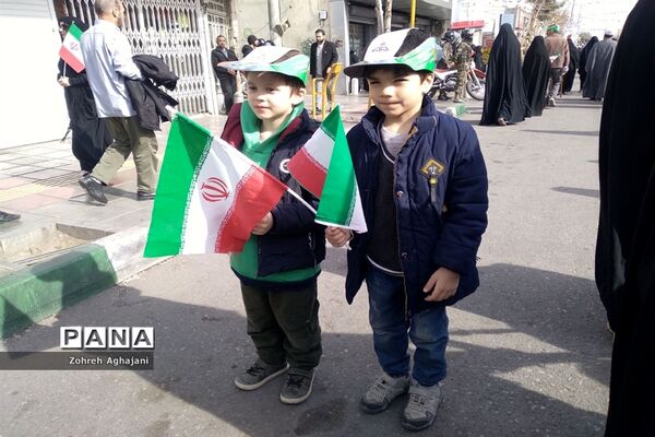 راهپیمایی یوم الله  22 بهمن در قم- 2