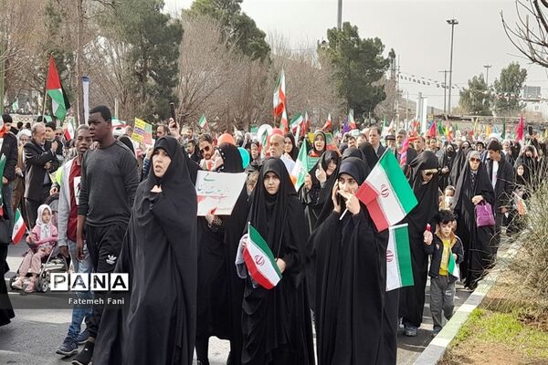 راهپیمایی یوم الله  22 بهمن در قم- 2