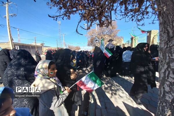 حضور گسترده مردم انقلابی شهر تیتکانلو در راهپیمایی ۲۲ بهمن ماه