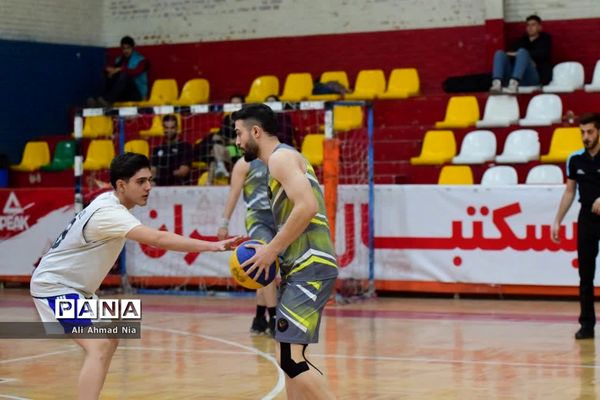 قهرمانی تیم چاپ و نشر نورانی در مسابقات بسکتبال سه نفره جام فجر قم