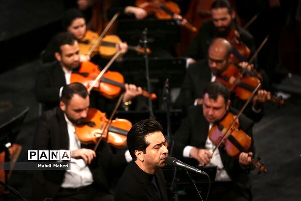 اولین شب سی و نهمین جشنواره موسیقی فجر