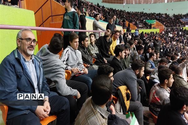 جشن بزرگ اولین تجربه سیاسی دانش‌آموزان