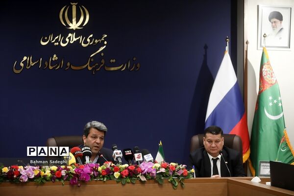 نشست خبری شورای سیاست گذاری اولین جشنواره بین المللی فیلم خزر