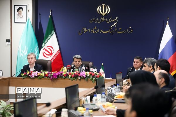 نشست خبری شورای سیاست گذاری اولین جشنواره بین المللی فیلم خزر