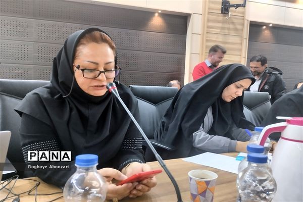 همایش دبیران فیزیک شهرستان‌های استان تهران در فرهنگسرای بعثت