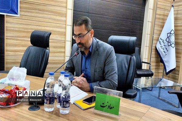 همایش دبیران فیزیک شهرستان‌های استان تهران در فرهنگسرای بعثت