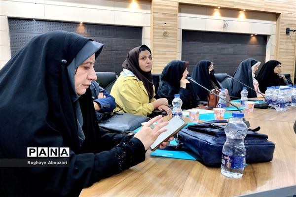 همایش دبیران فیزیک شهرستان‌های استان تهران در فرهنگسرای بعثت