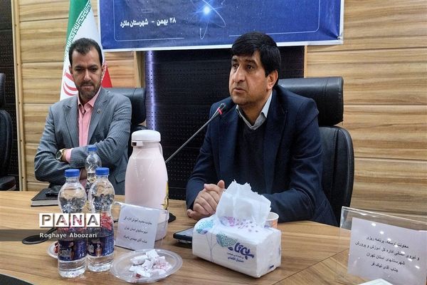 همایش دبیران فیزیک شهرستان‌های استان تهران در فرهنگسرای بعثت