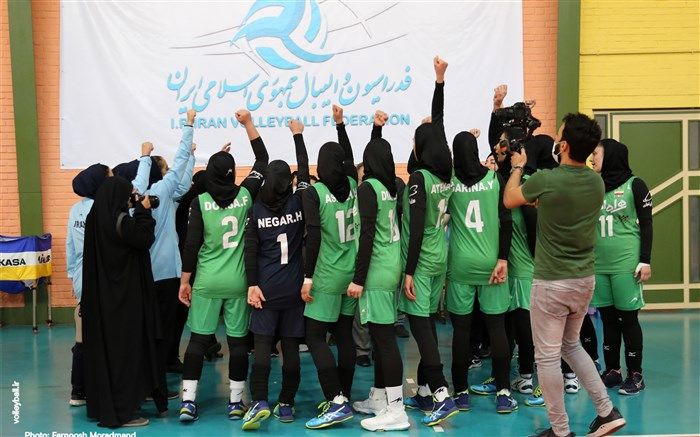 74والیبالیست دختر کشور در اردوی انتخابی تیم ملی به خط شدند