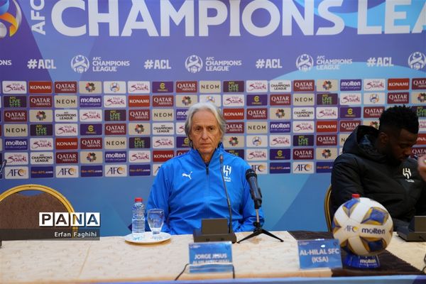 کنفرانس خبری پیش از بازی سپاهان و الهلال