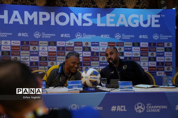 کنفرانس خبری پیش از بازی سپاهان و الهلال