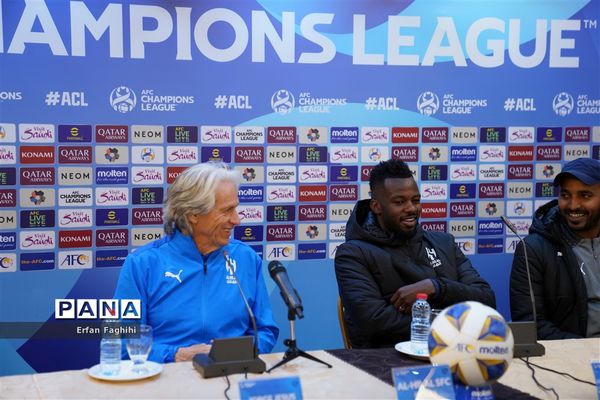 کنفرانس خبری پیش از بازی سپاهان و الهلال