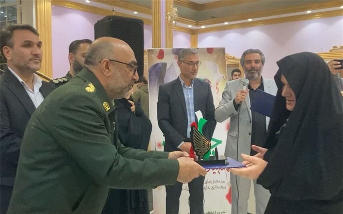 ۱۶۰ جانباز سرافراز شهرستان ملارد تجلیل شدند