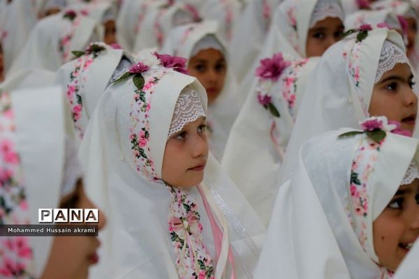 آیین جشن تکلیف دختران پایه سوم ابرکوه