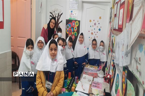 دانش آموزان دنیای حنانه مهارت‌های خود را به نمایش گذاشتند