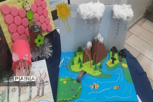 دانش آموزان دنیای حنانه مهارت‌های خود را به نمایش گذاشتند