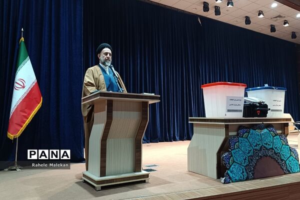 همایش جهاد تبیین مدیران و موسسات مراکز آموزشی شهریار