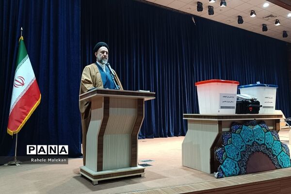 همایش جهاد تبیین مدیران و موسسات مراکز آموزشی شهریار
