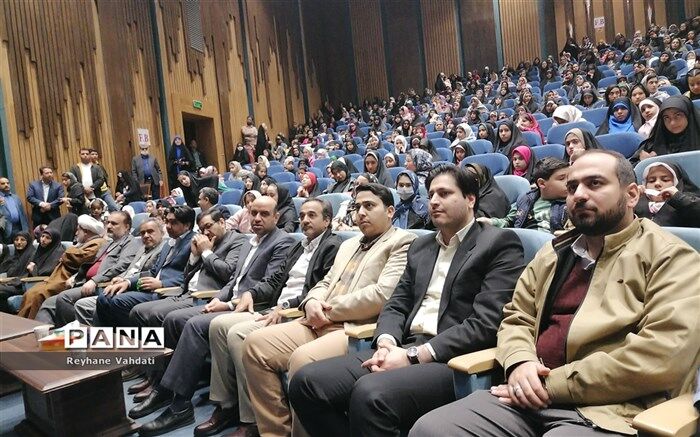 پویش دانش‌آموزی پادکست «در نجف» به ایستگاه پایانی خود رسید