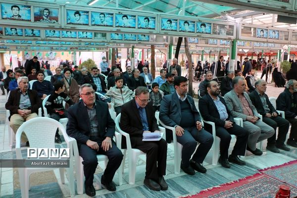بزرگداشت چهلمین روز شهدای دانش‌آموز حادثه تروریستی کرمان در قم