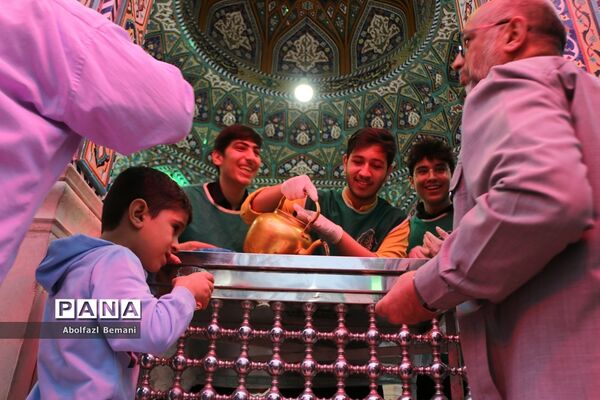 بزرگداشت چهلمین روز شهدای دانش‌آموز حادثه تروریستی کرمان در قم