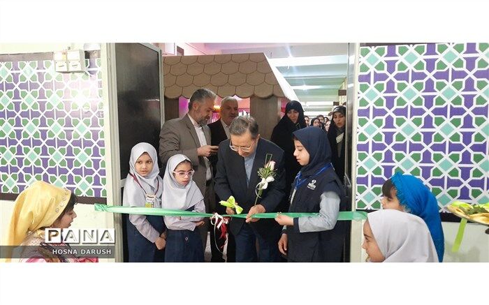 نمازخانه مدرسه پناهگاهی برای نزدیکی دانش‌آموزان به باری‌تعالی است