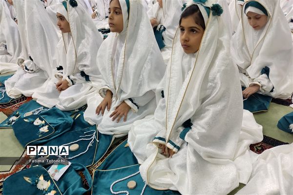 جشن تکلیف فرشتگان دبستان بعثت ناحیه ۳