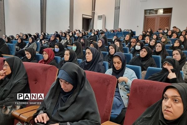 برگزاری همایش بررسی روانشناختی تربیت فرزنددر کهریزک