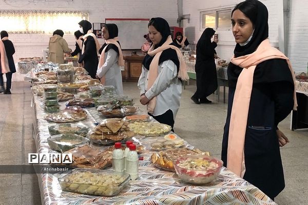 برگزاری نمایشگاه غذا در ناحیه دو شهرری