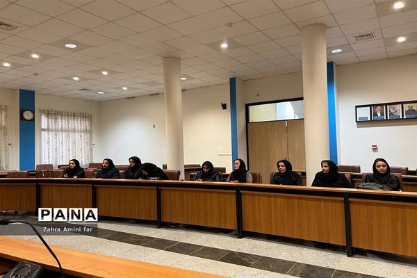 کارگروه تسهیل و رفع موانع تولید و بانوان نخبه شهرستان نور