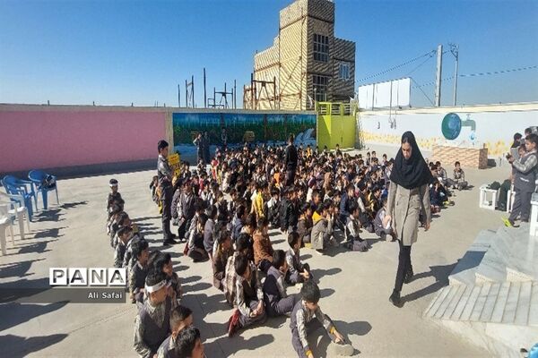 جشن میلاد حضرت ابوالفضل العباس در دبستان پویندگان فرهنگ
