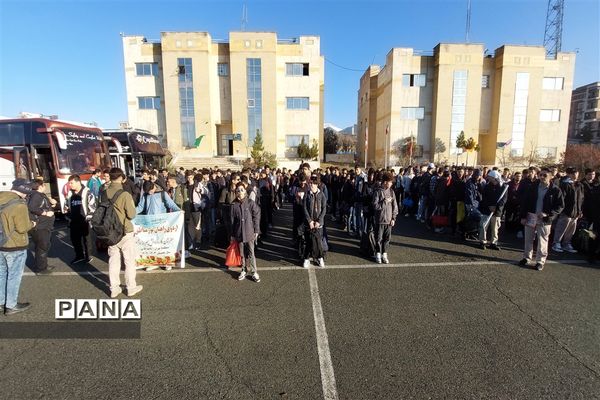 بدرقه کاروان راهیان نور از منطقه 5 تهران