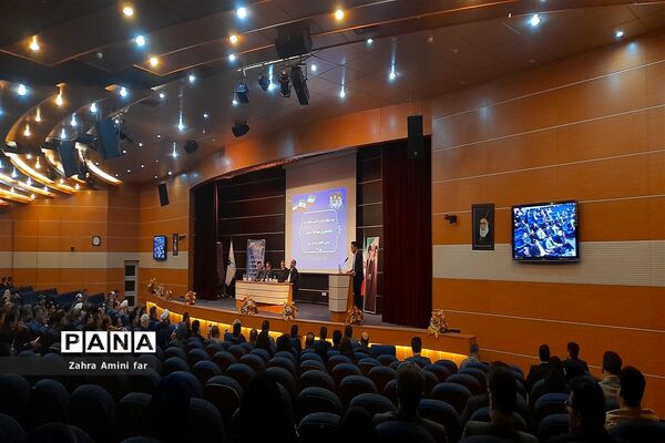 دیدار استاندار مازندران  با مردم شهرستان نور