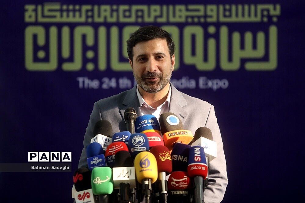 نشست خبری ‌سخنگوی شورای نگهبان در نمایشگاه مطبوعات
