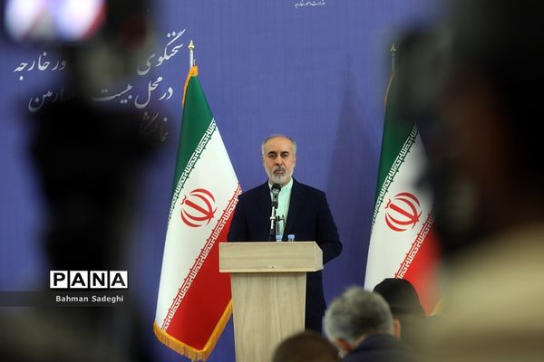 نشست سخنگوی وزارت امور خارجه در بیست و چهارمین نمایشگاه رسانه‌های ایران